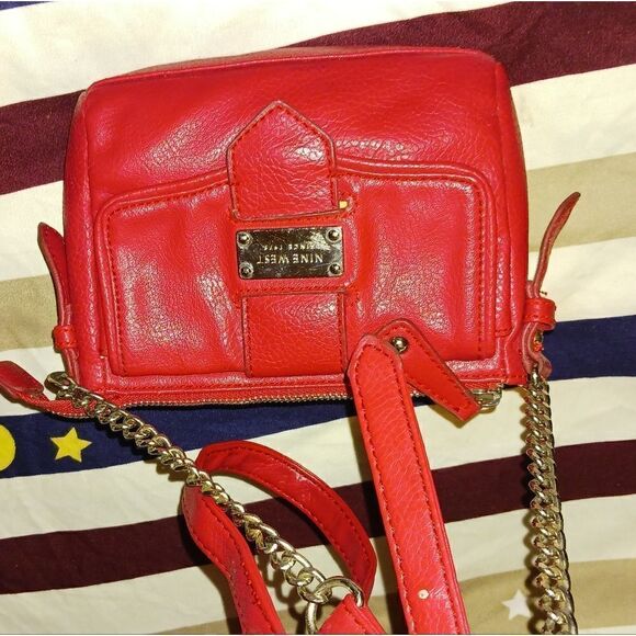 Small Nine West red satchel - Picture 7 of 7